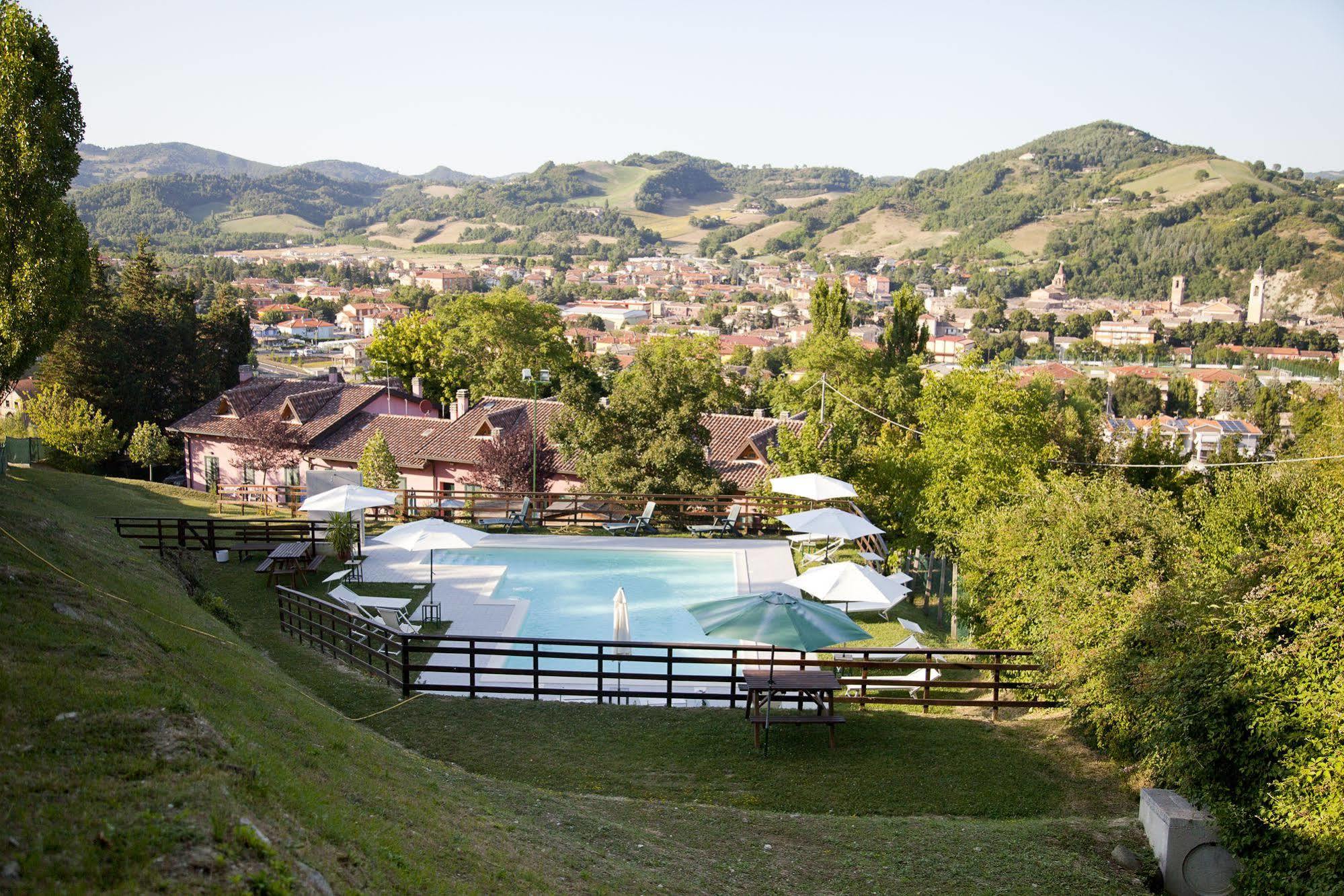 Country House Angelo Blu Урбания Екстериор снимка
