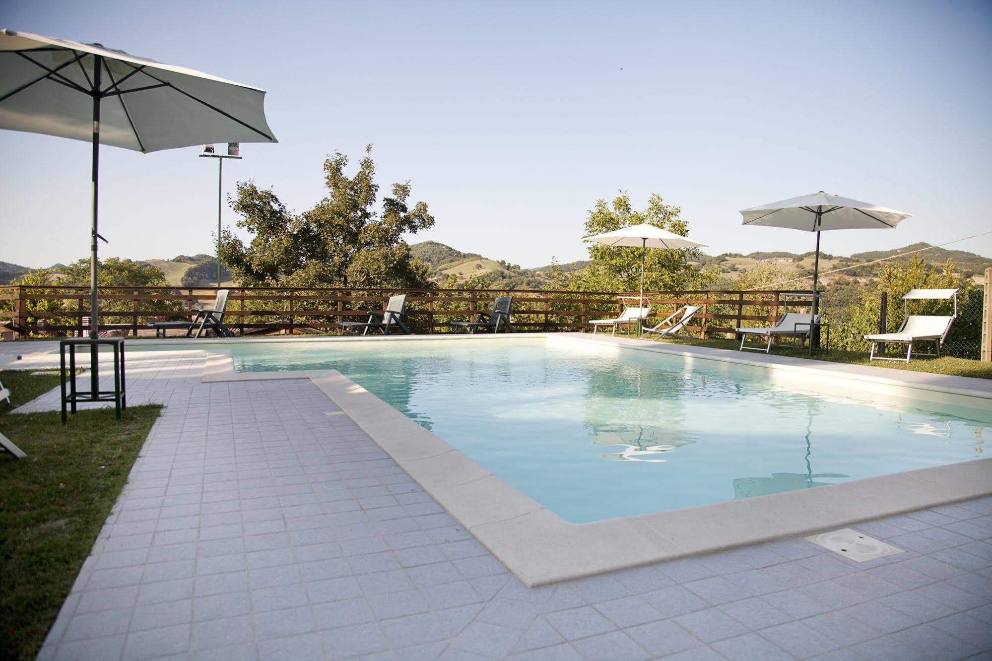 Country House Angelo Blu Урбания Екстериор снимка