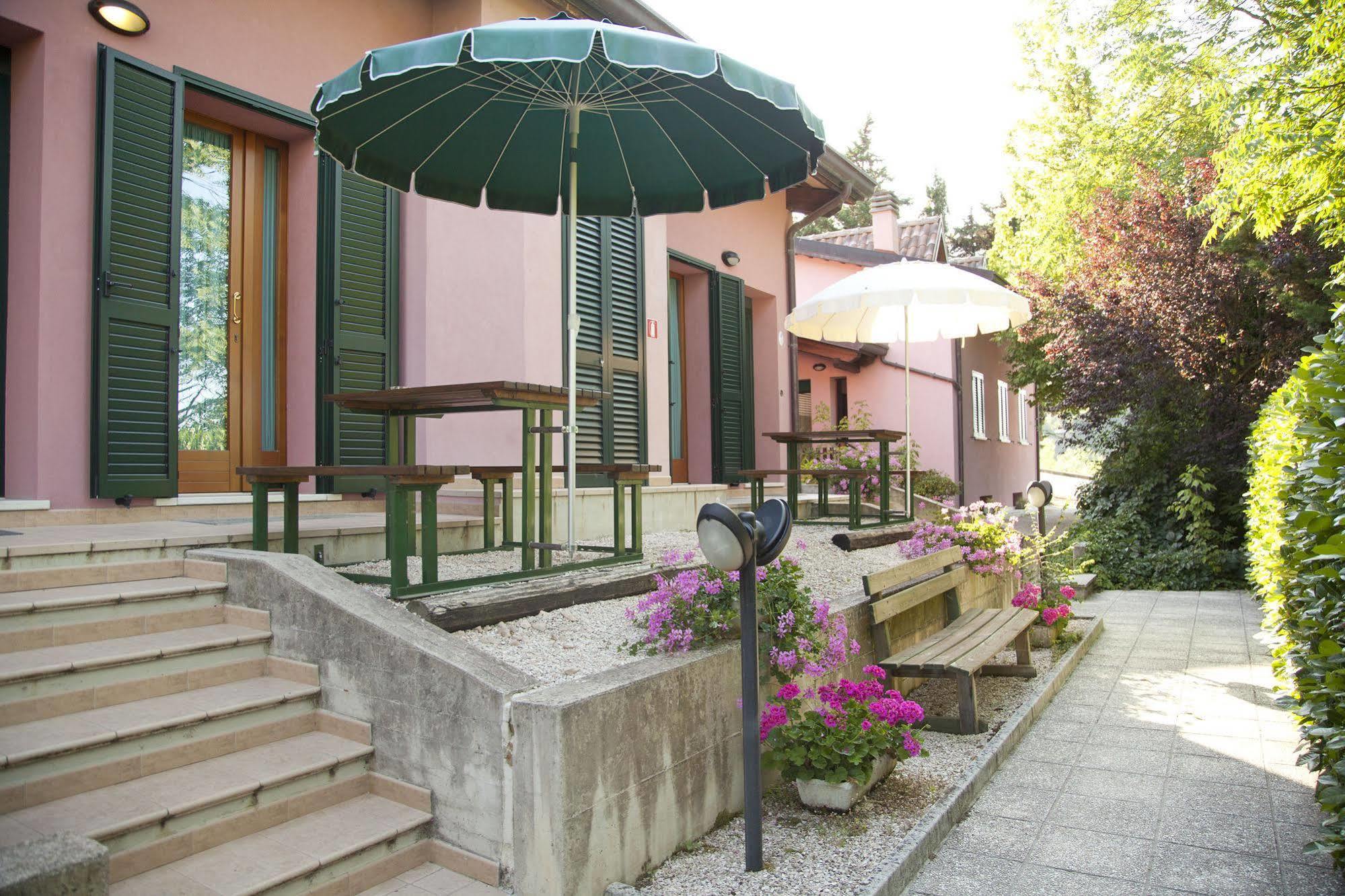Country House Angelo Blu Урбания Екстериор снимка