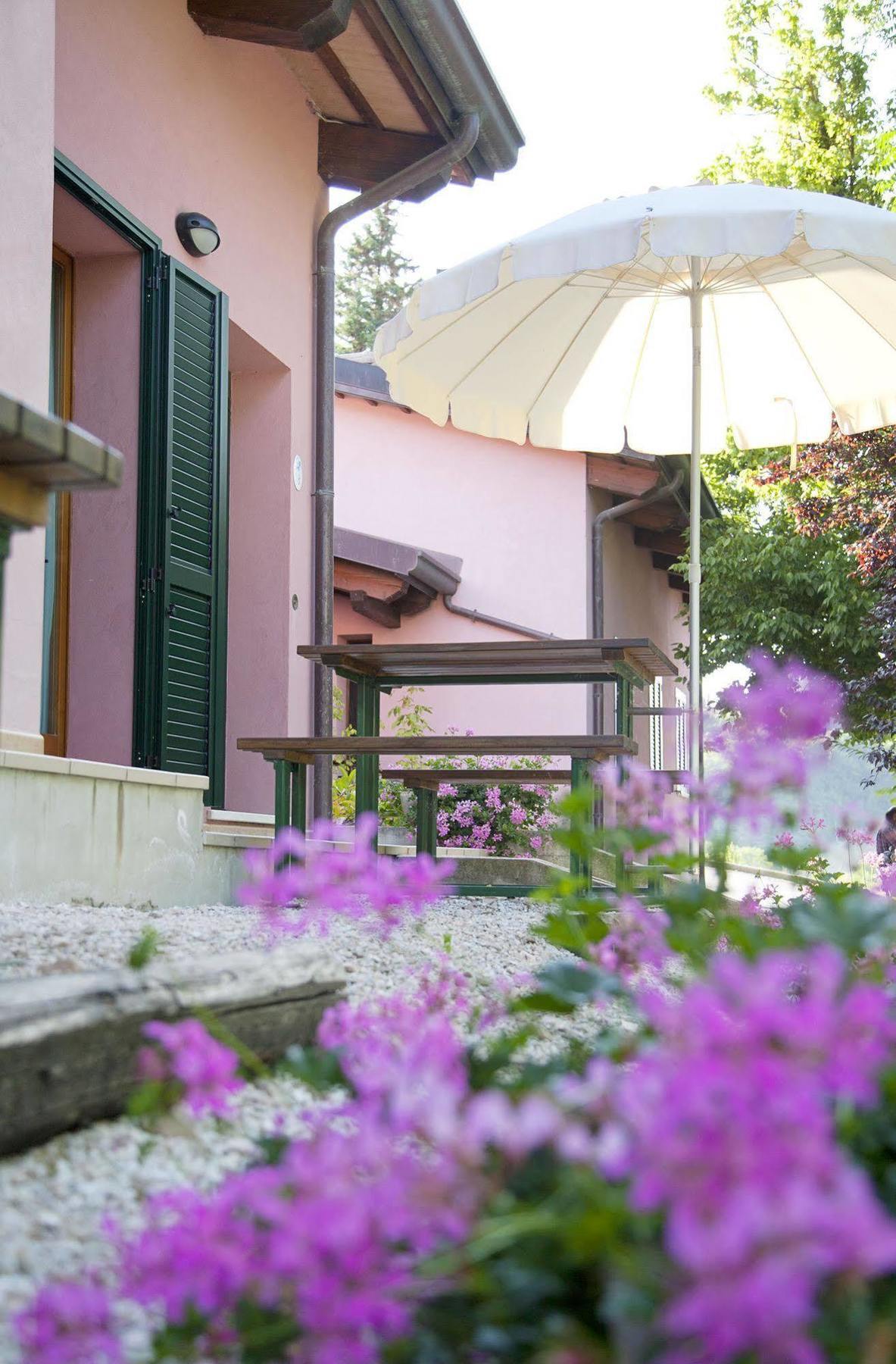 Country House Angelo Blu Урбания Екстериор снимка